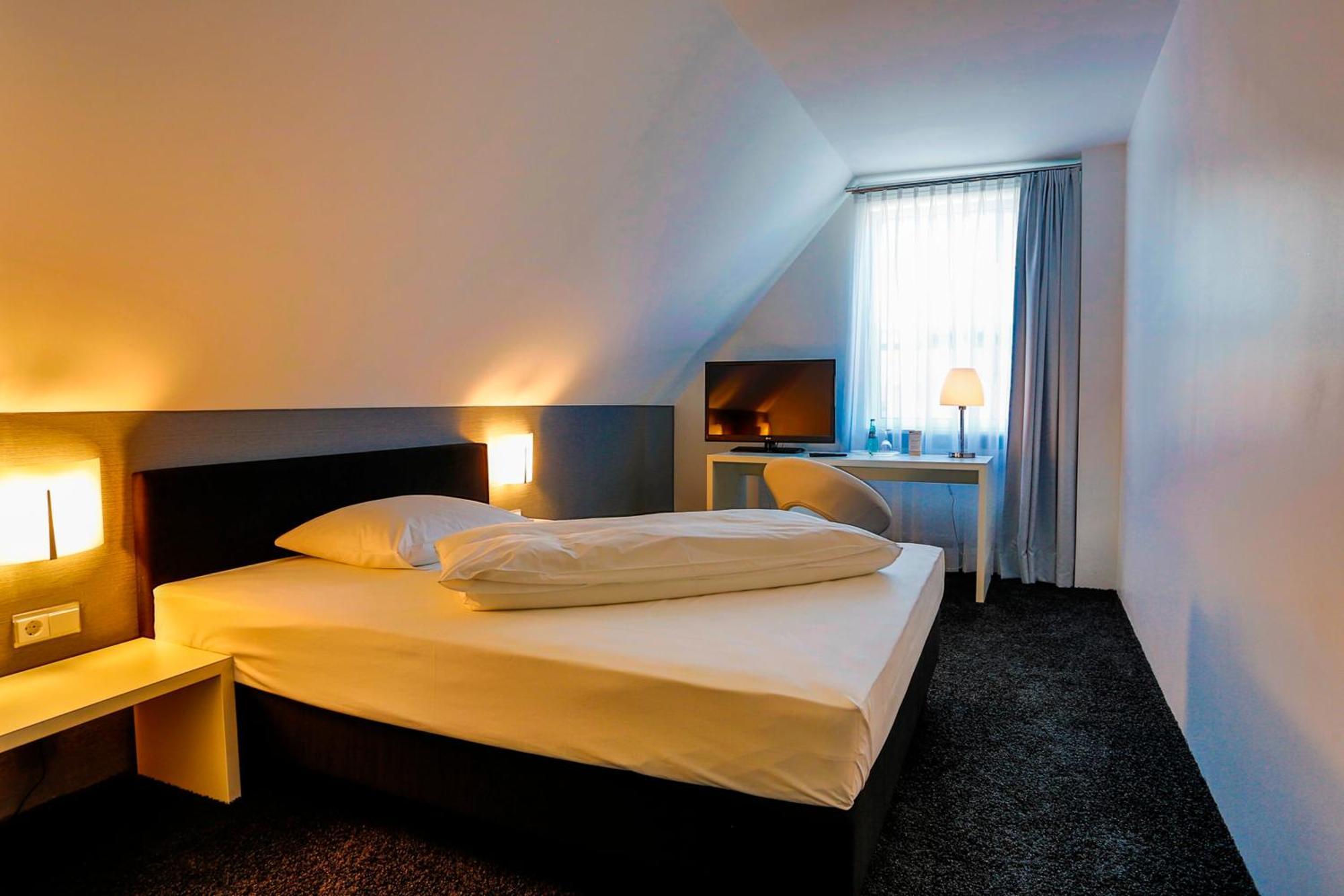 Hotel Schempp Bobingen  Rum bild