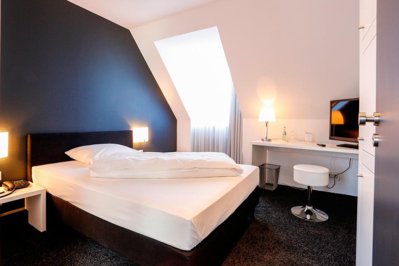 Hotel Schempp Bobingen  Exteriör bild